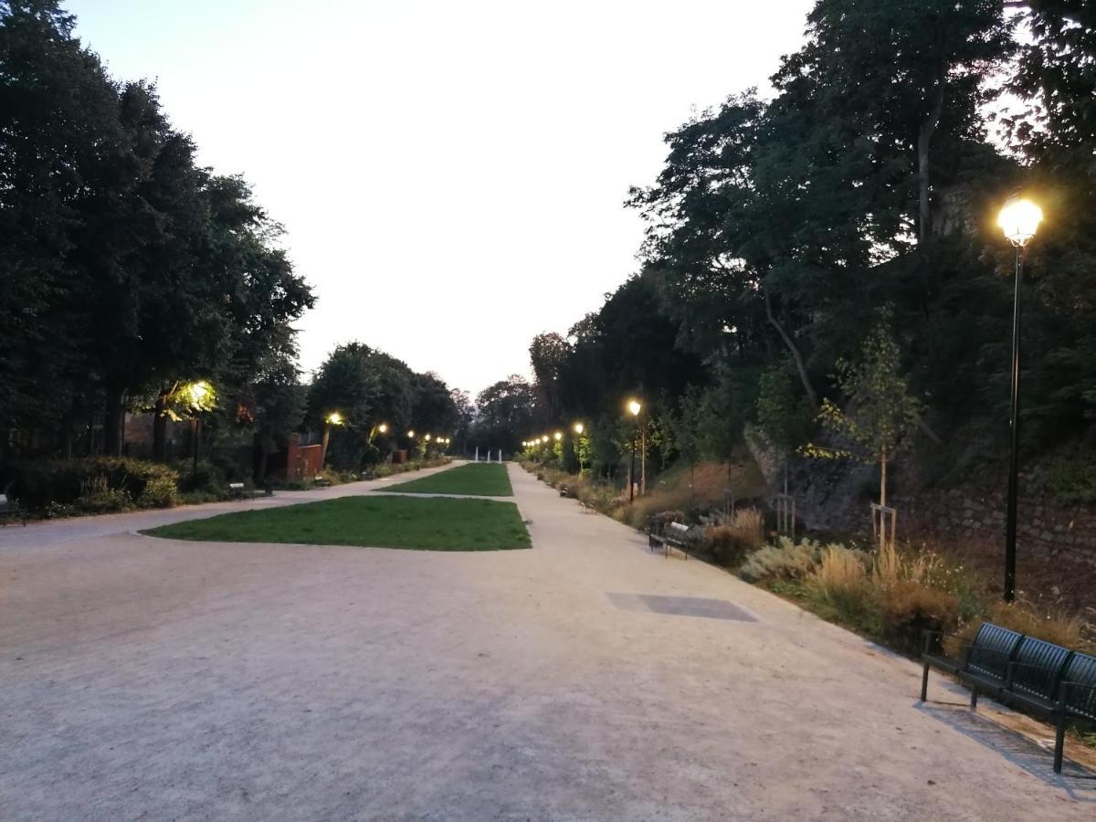 Le Cosy & Boise De Pontoise Apartman Kültér fotó